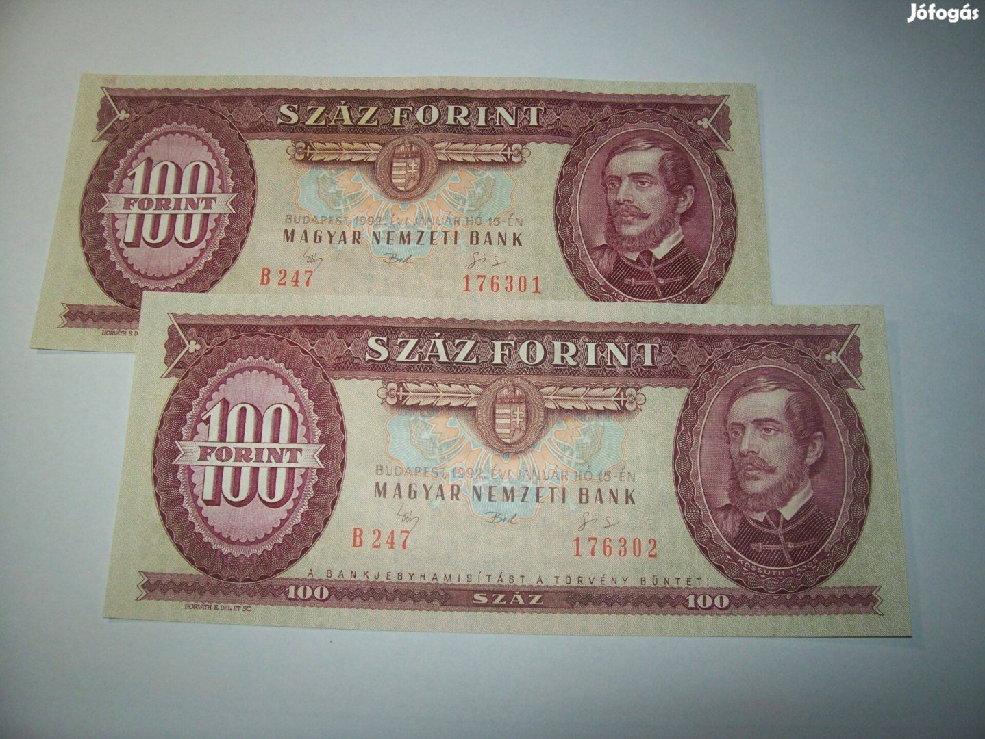 1992 évjáratú 100 forintos. B247. Sorszám követő. Kép szerint