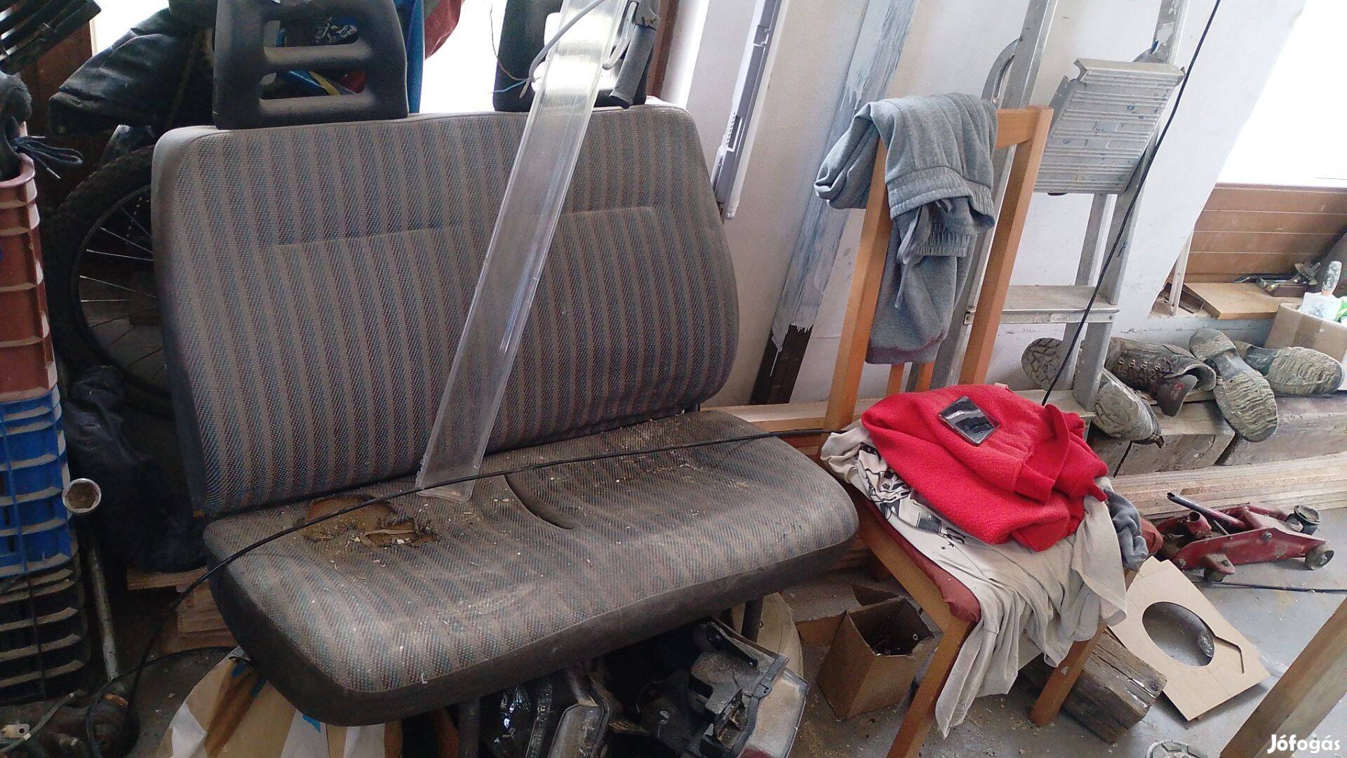 1994-es Iveco daily jobb kettes ülés