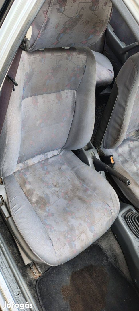 1996-2003 Suzuki Swift első ülések 2 db párban