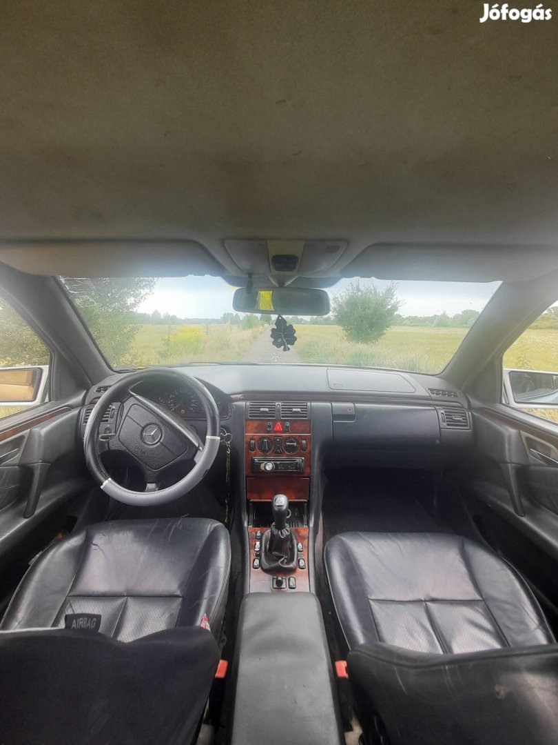 1999 W210 E290 TD