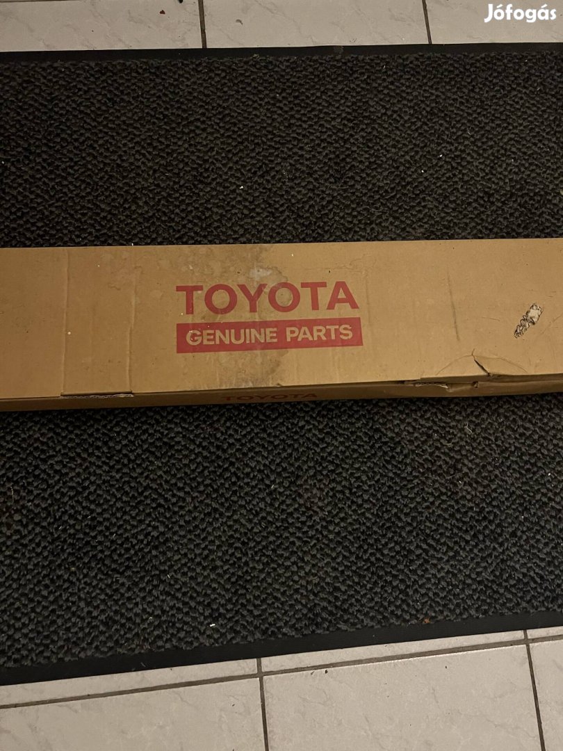 1999 es Toyota Dyna gyári új disz hűtőrács 