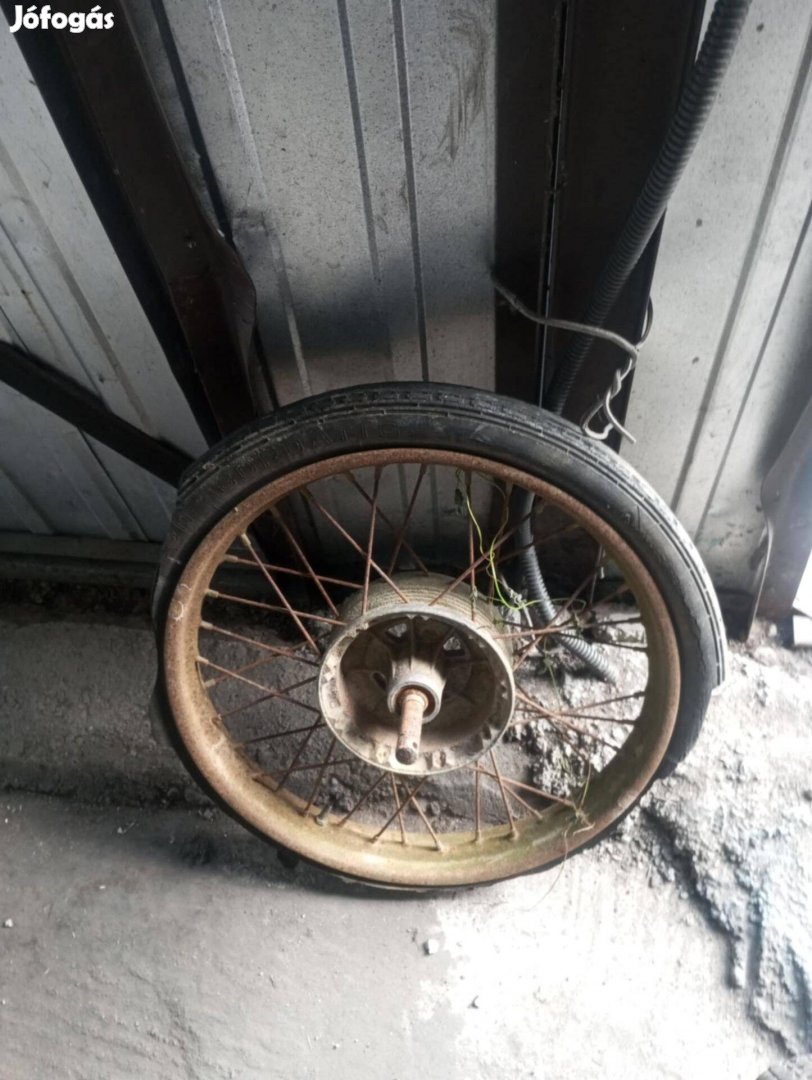 19Colos Motorkerék Panónnia? Jawa? (Postázom is)