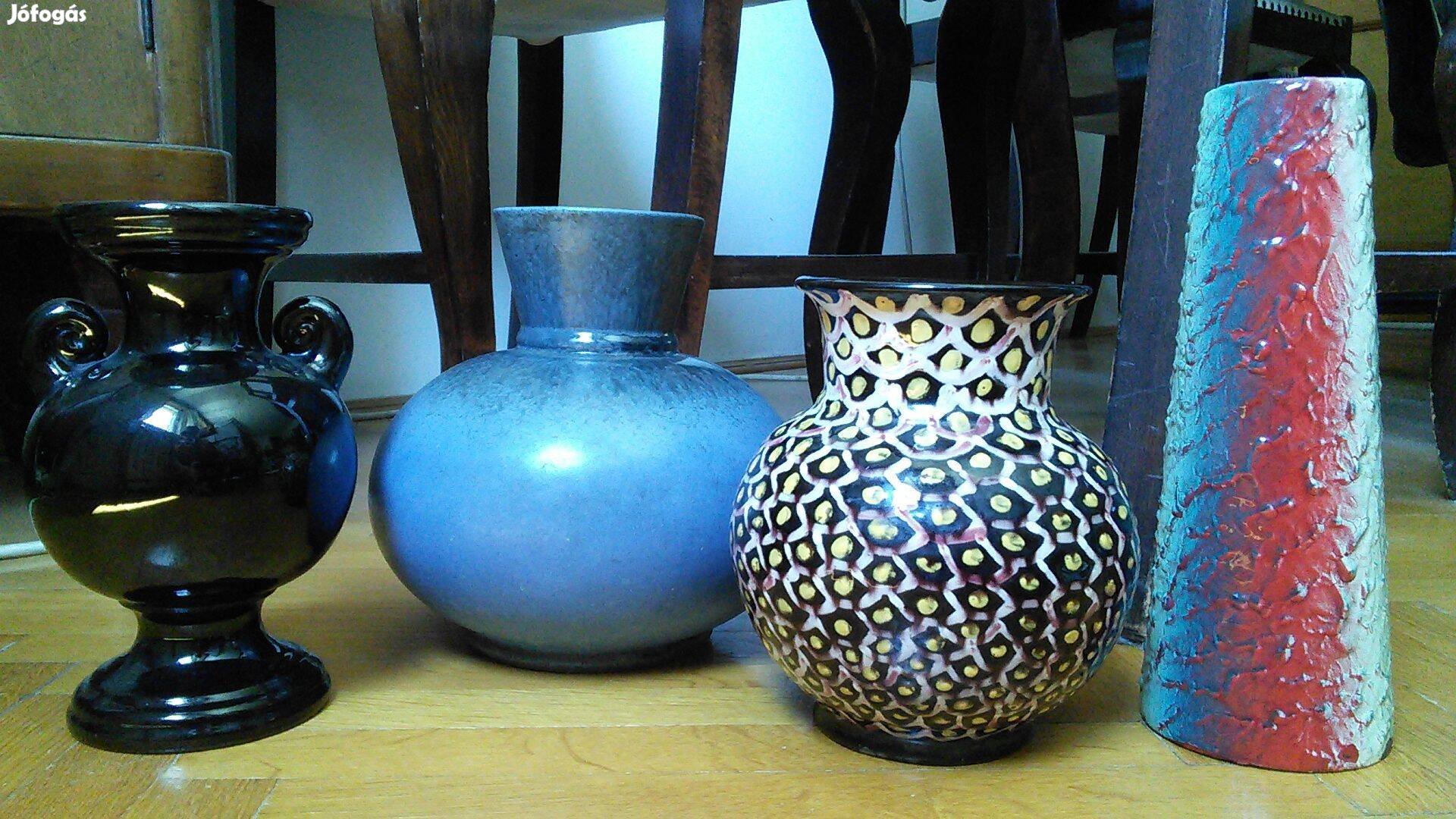 19,3 cm fekete kerámia váza retro fém kék szignózott jelzett