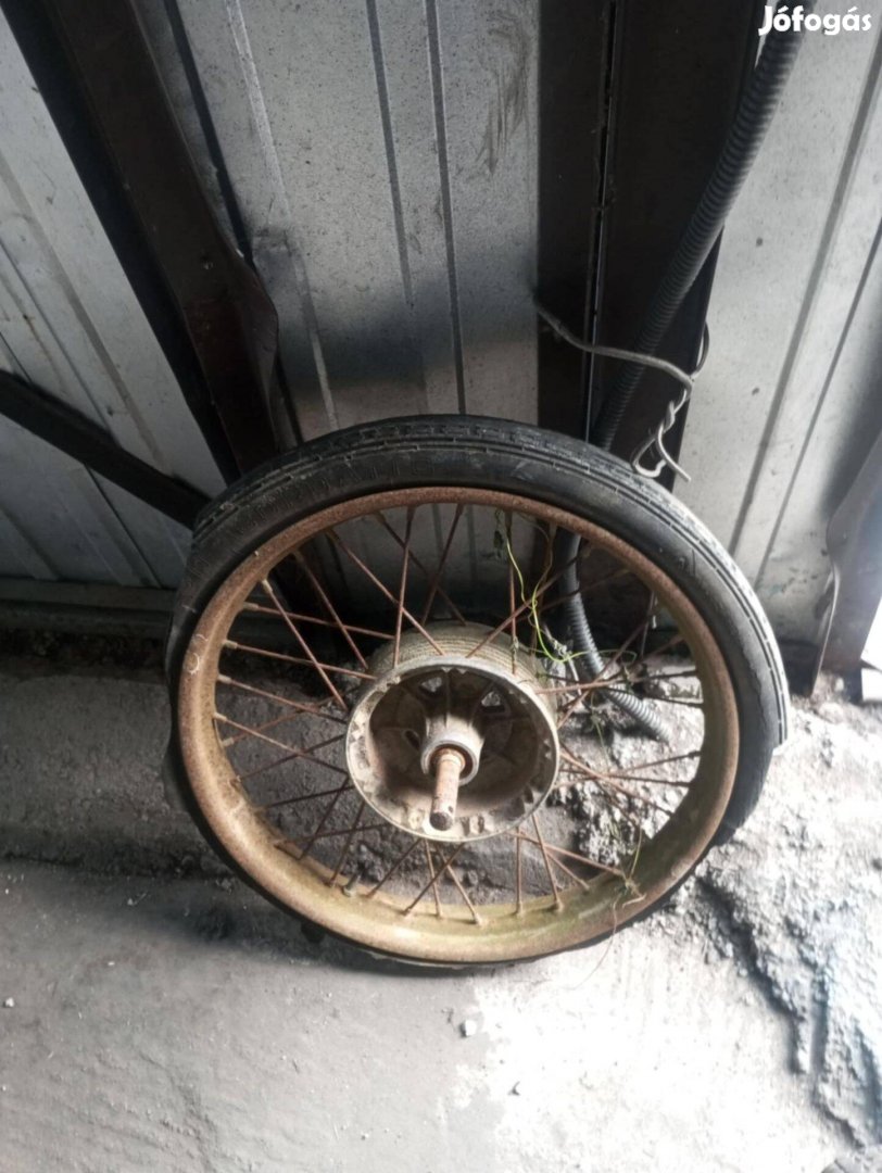 19 Motorkerék Mz vagy Panónnia Kézikocsi (Postázom is)