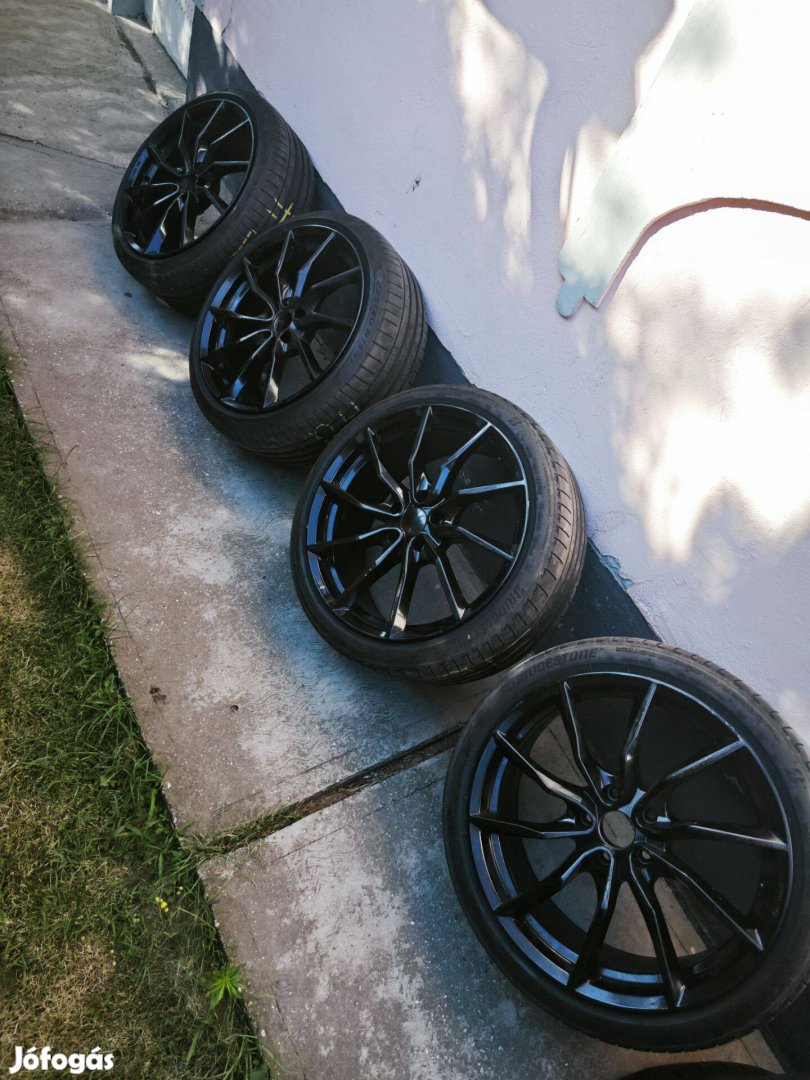 19" 5x112 felni gumikkal
