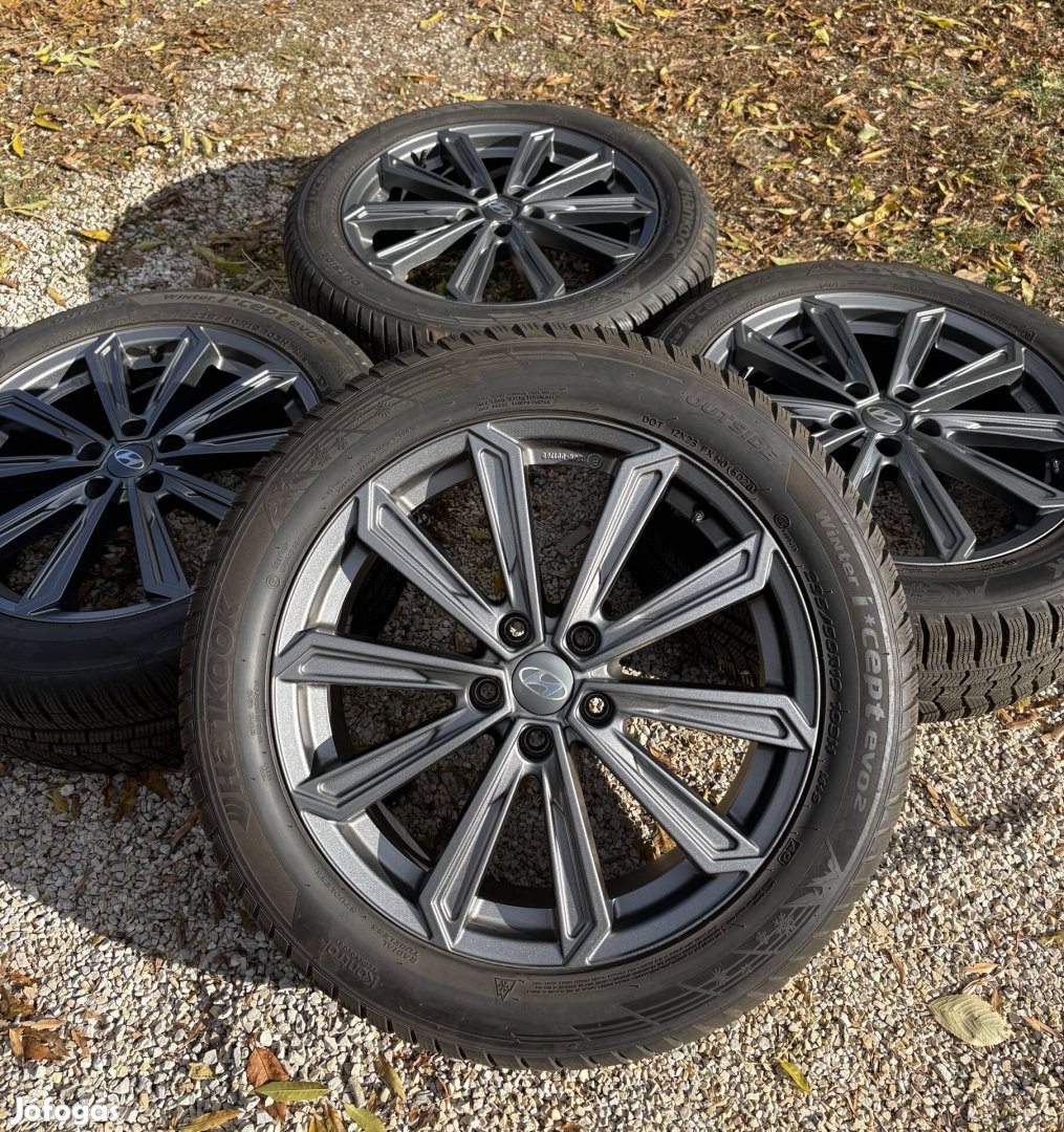 19" Alufelni Hyundai Tucson Téligumi 235/50 R19