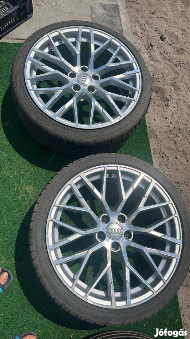 19"  Audi alu felni gumival eladó