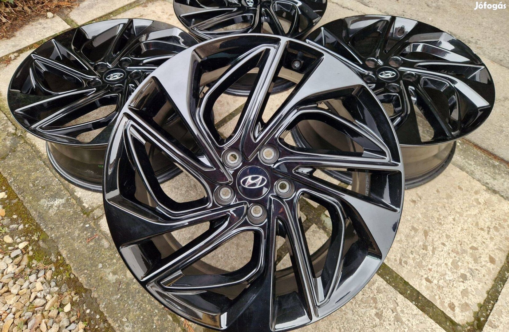 19" gyári Hyundai Tucson ix35 Kia Mitsubishi alufelni szenzor felni 19