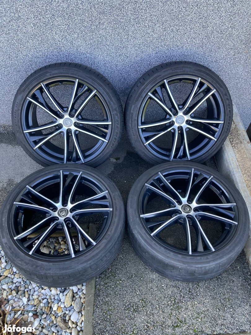 19 col 5x112 alufelni nyári gumival 235/40 zr19