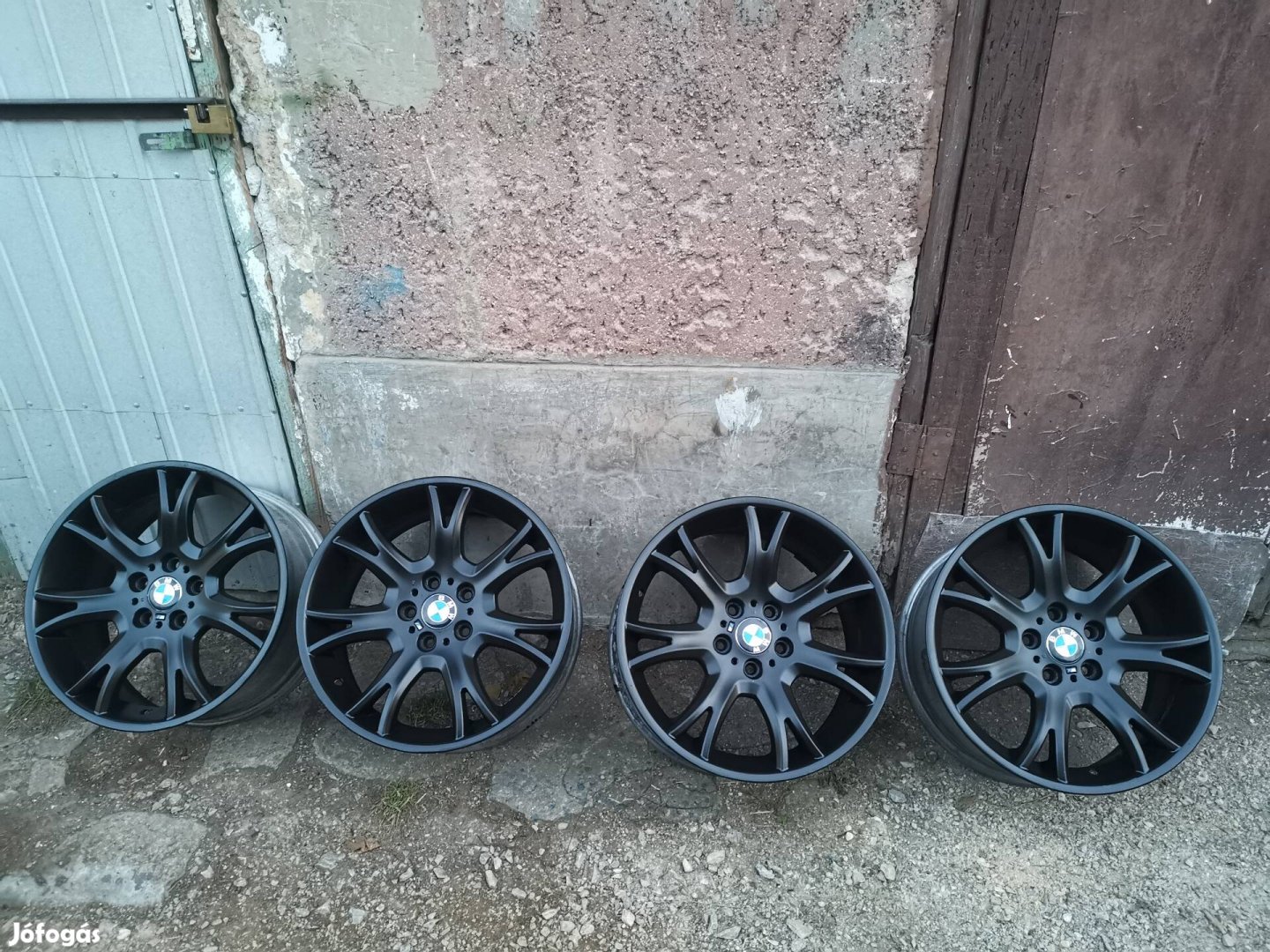 19coll m felnim eladó, kisebbre cserélném 