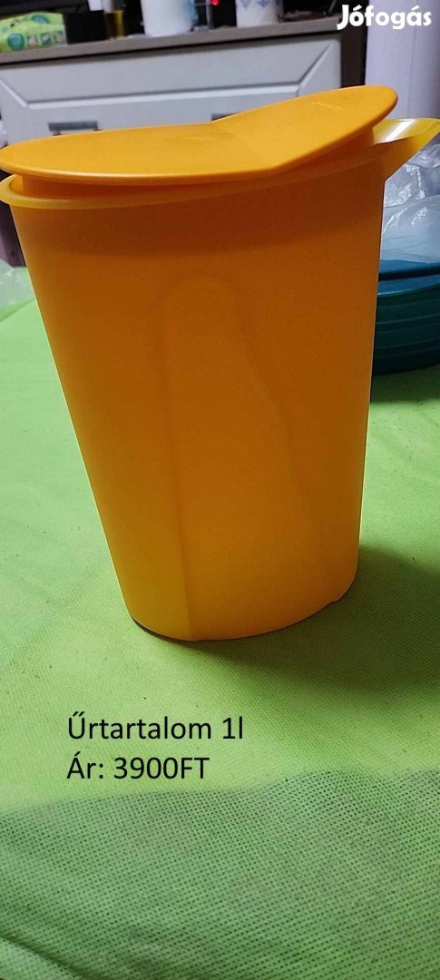 1L-es Tupperware kancsó