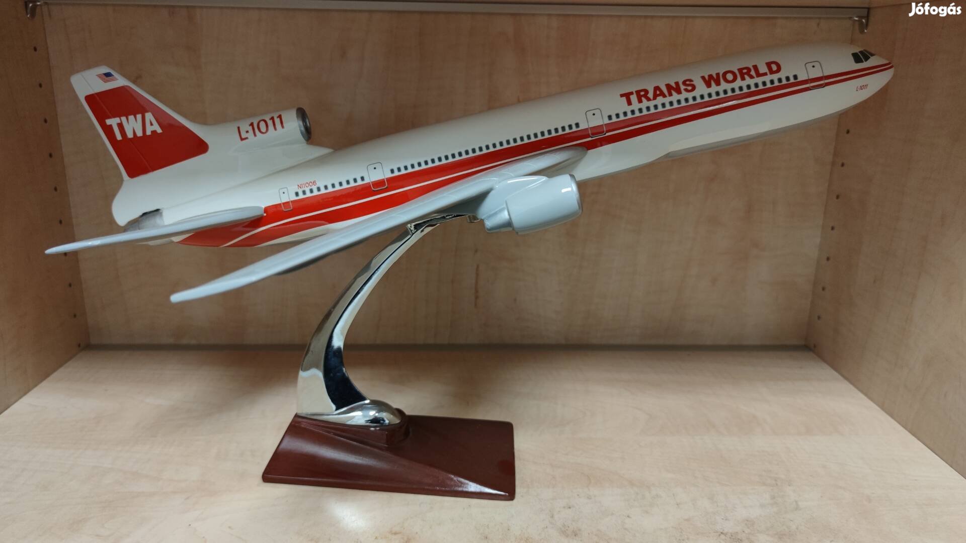 1/100 L-1011 Tristar Repülőgép modell
