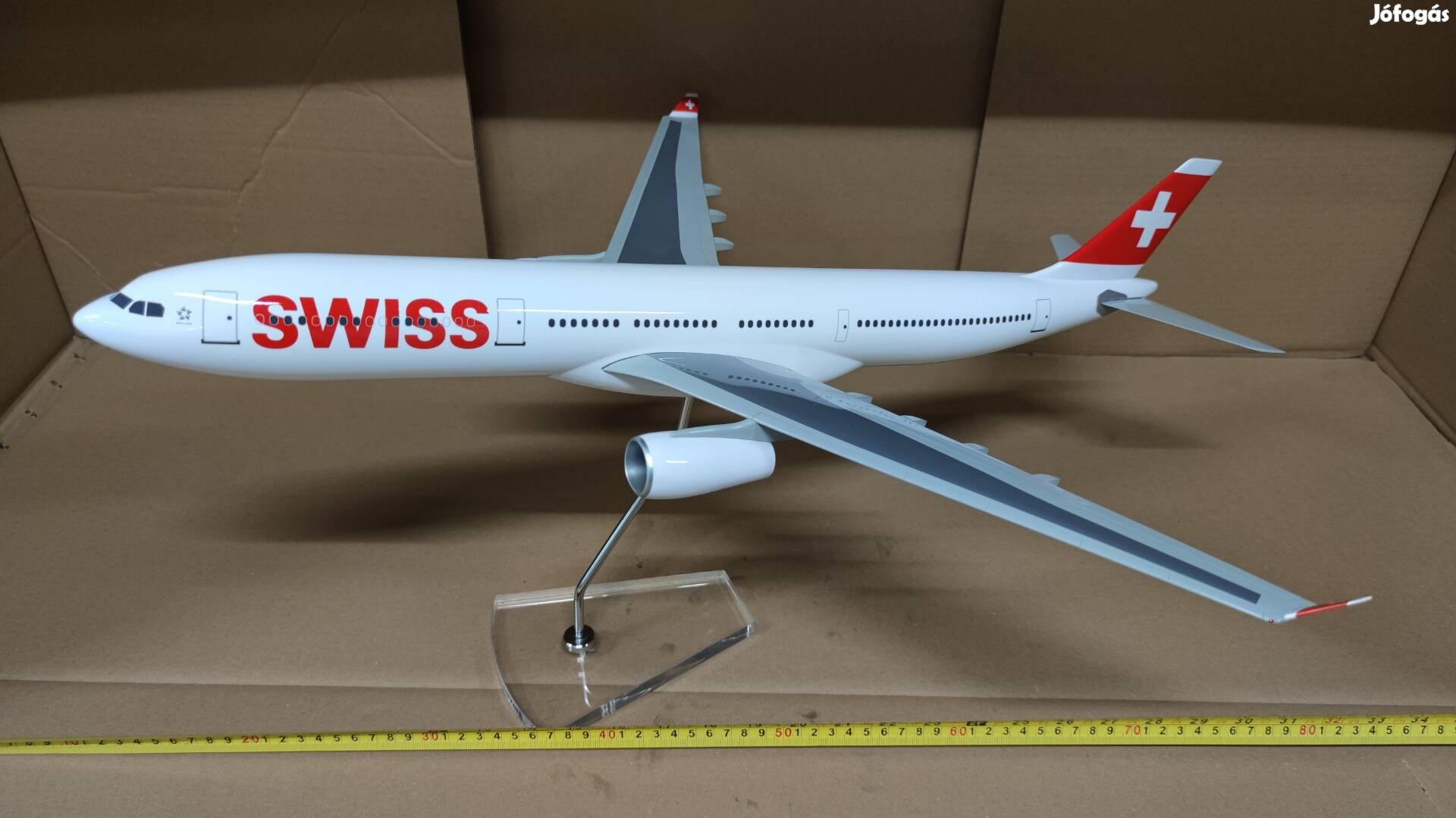 1/100 Swiss Airbus A330 Repülőgép modell 