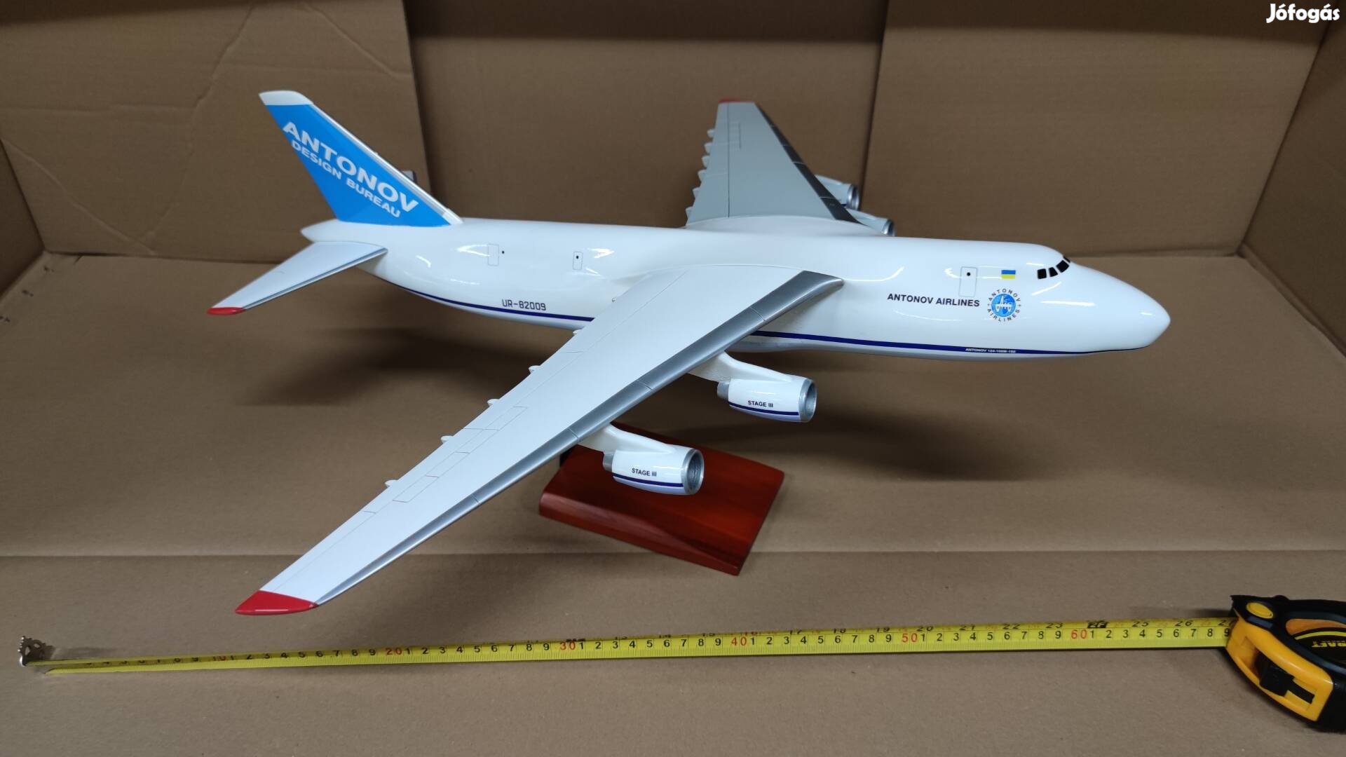 1/130 Antonov An-124 Repülőgép modell