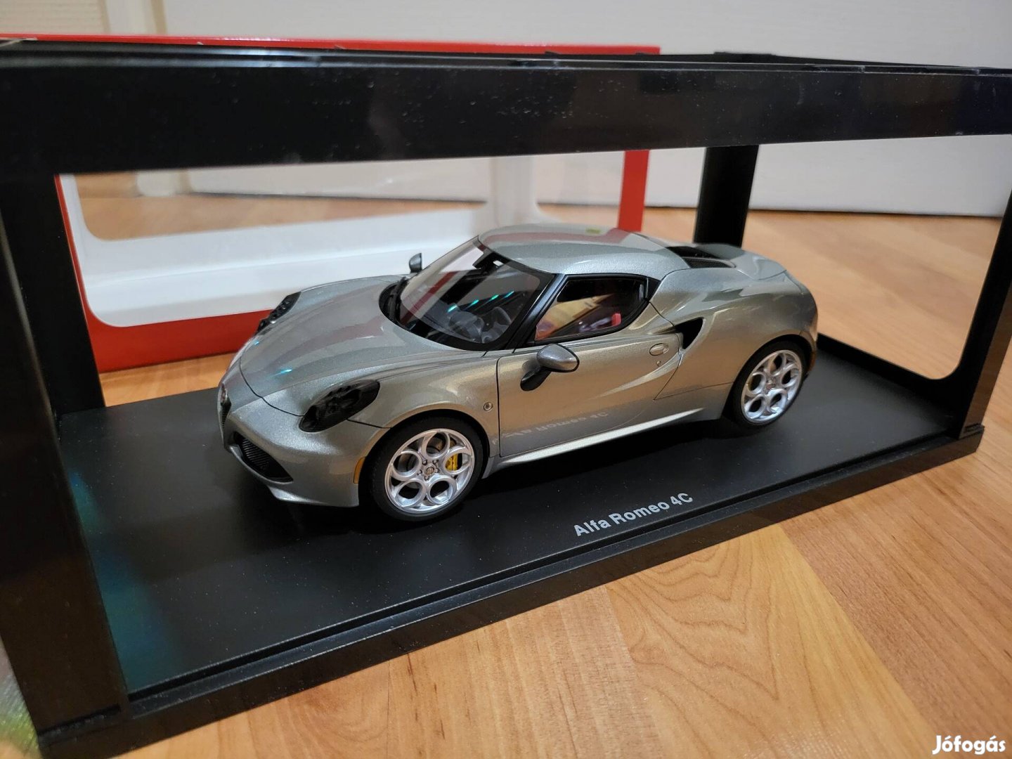 1:18 1/18 Autoart Alfa Romeo 4C modellautó