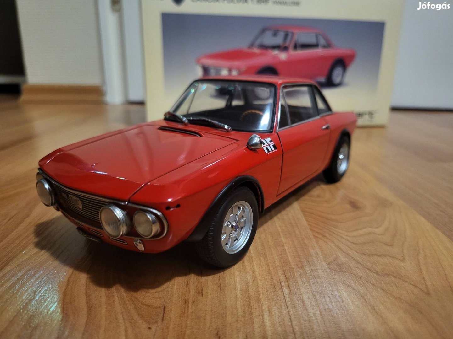 1:18 1/18 Autoart Lancia Fulvia 1.6 HF Fanalone modellautó