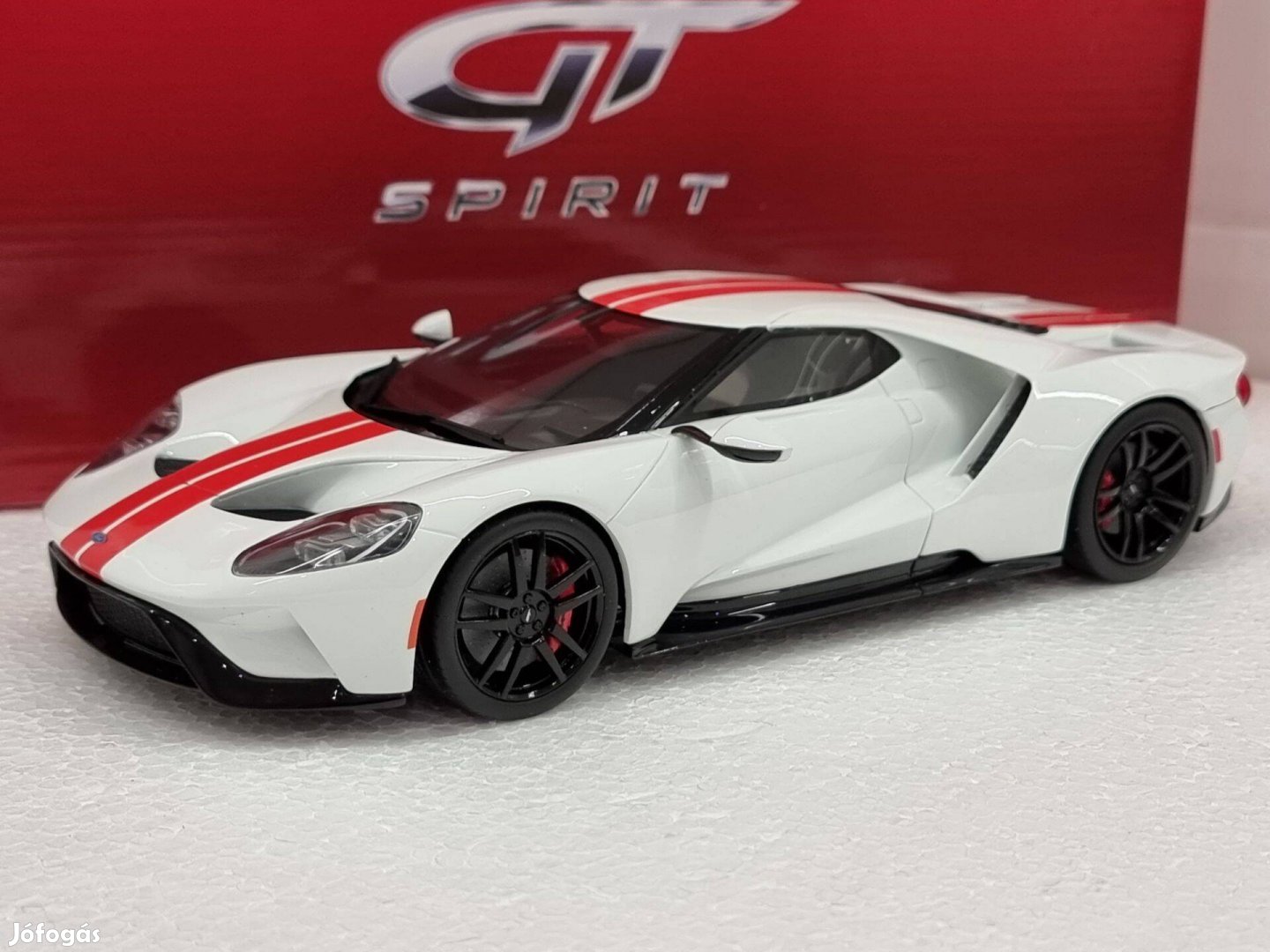 118 118 Ford GT40 2017, GT-Spirit modell