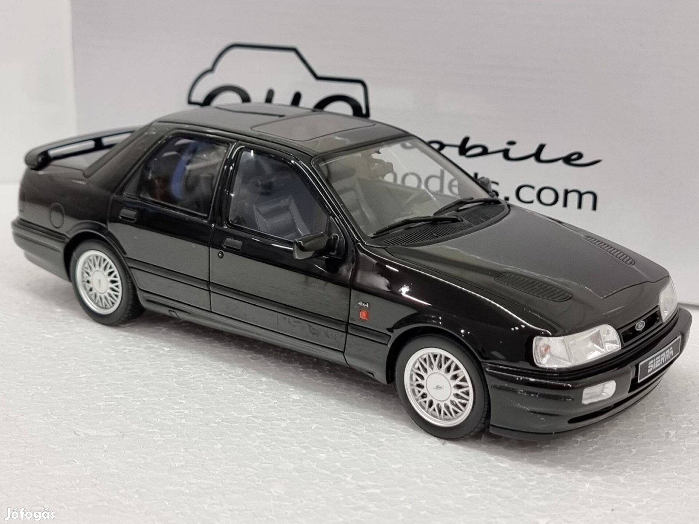 1/18 1:18 Ford Sierra 4x4 Cosworth 1992, Otto mobile model