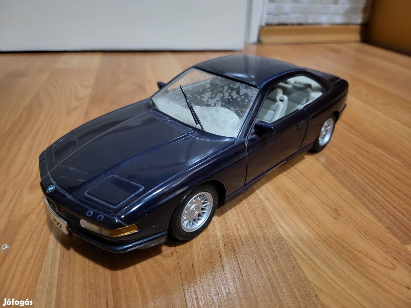 1:18 1/18 Maisto BMW 850i modellautó