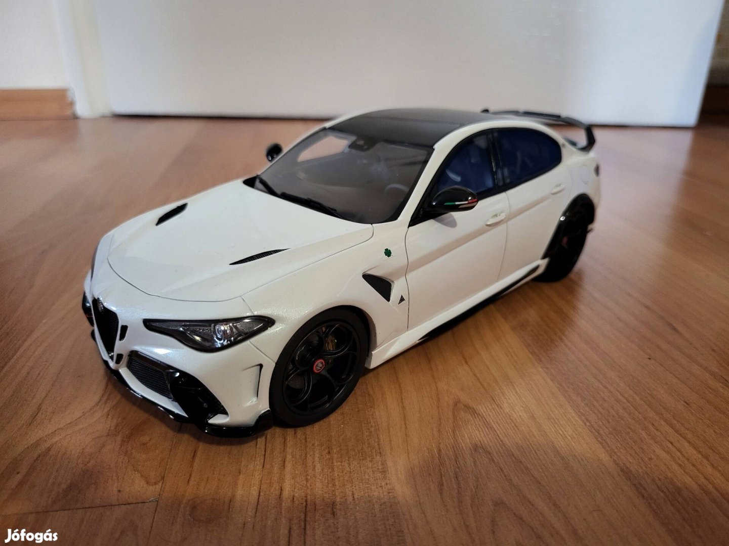 1:18 1/18 Ottomobile Alfa Romeo Giulia Gtam modellautó