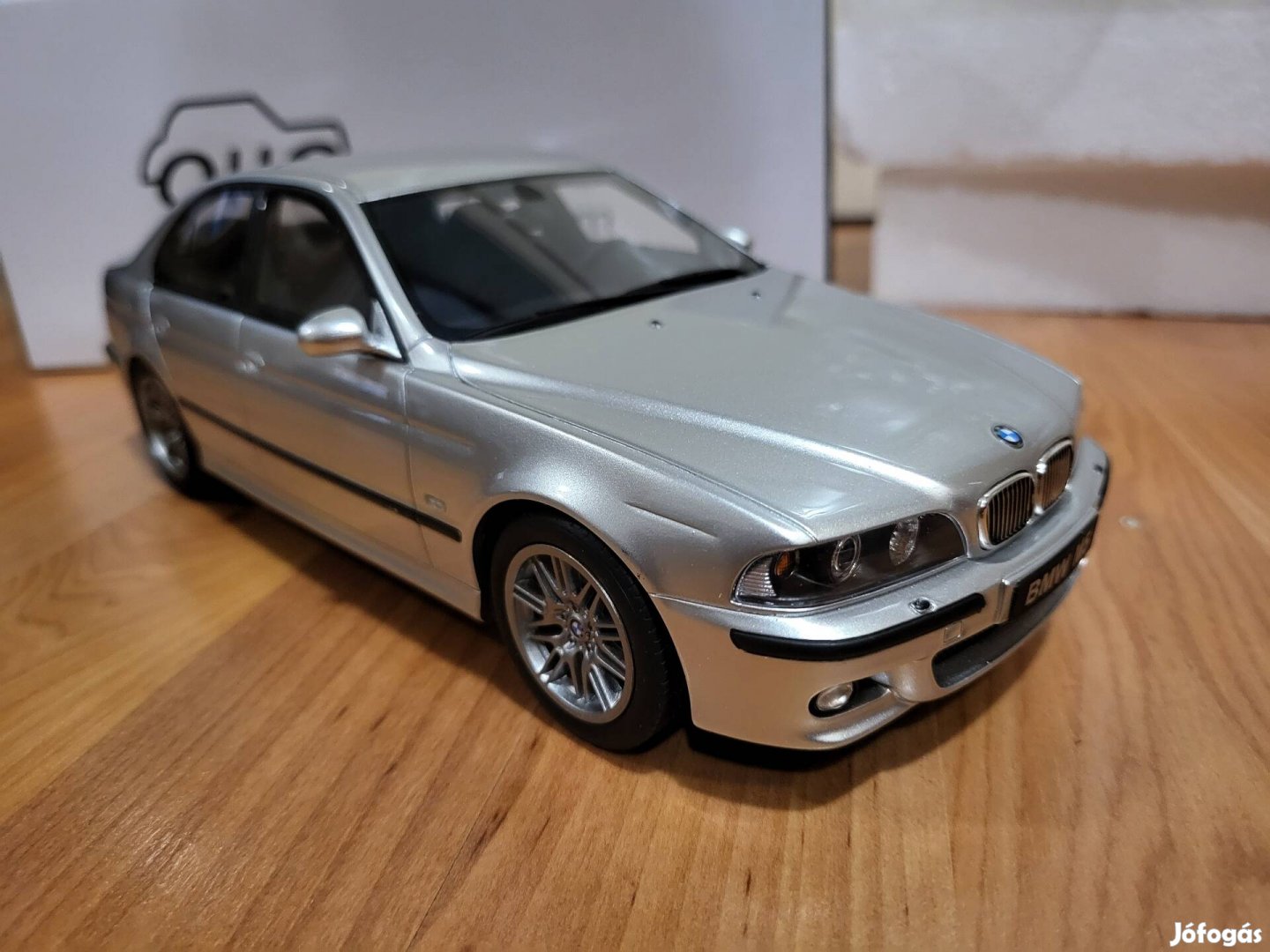 1:18 1/18 Ottomobile BMW E39 M5 modellautó