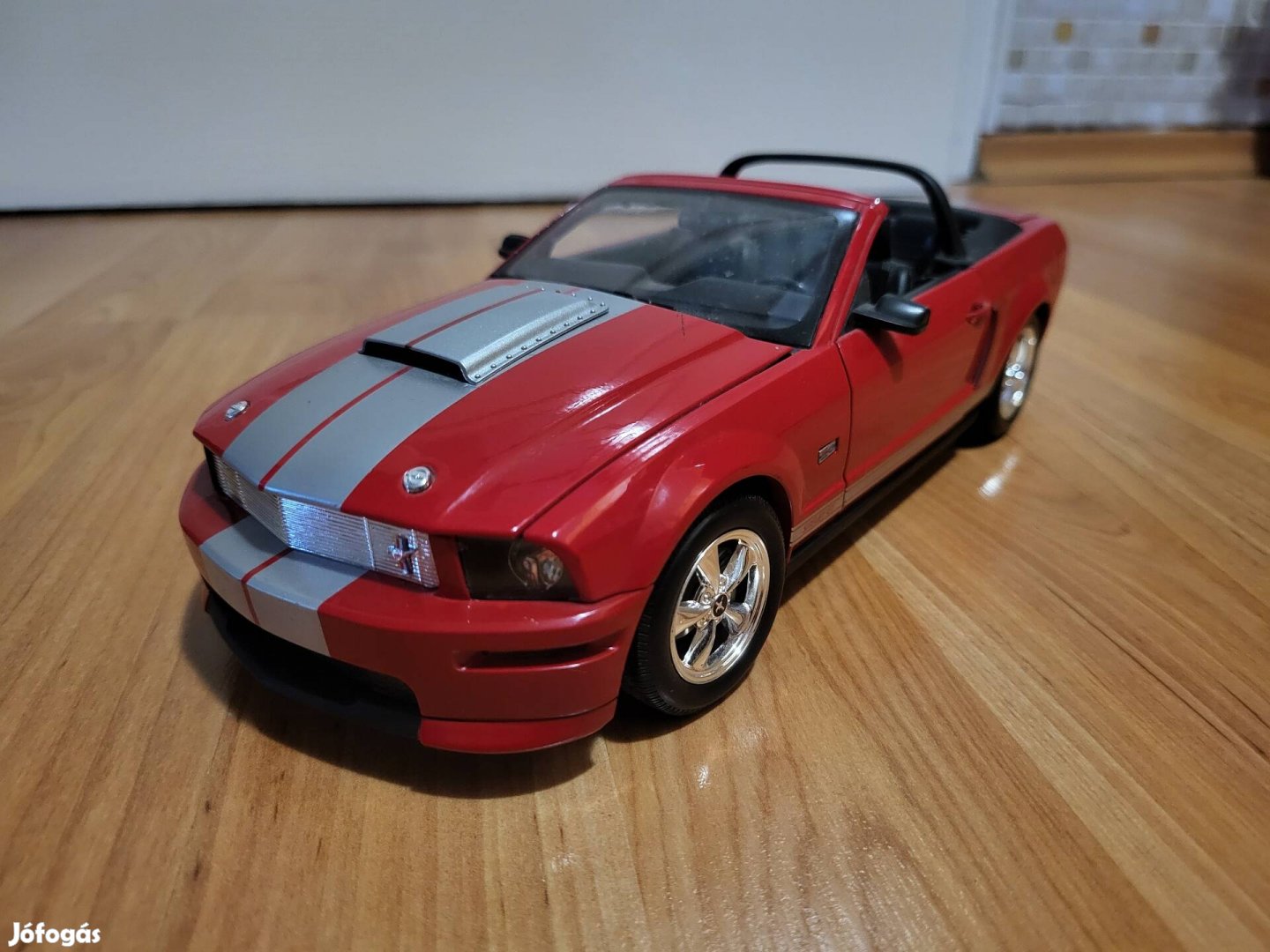 1:18 1/18 Shelby Collectibles Ford Mustang modellautó