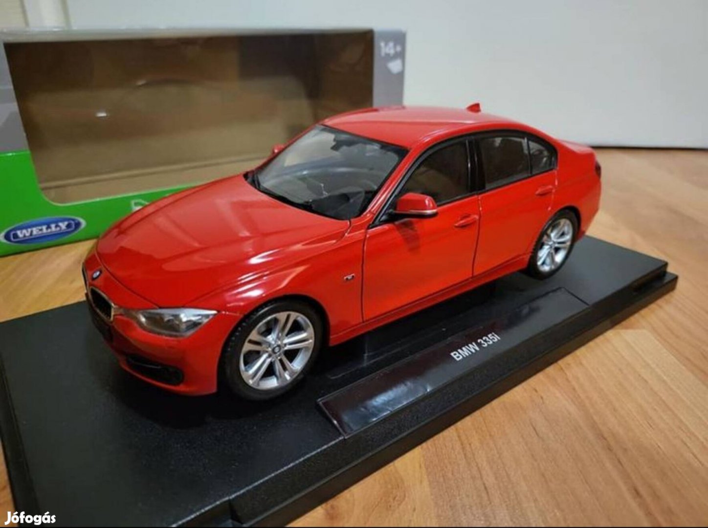 1:18 1/18 Welly BMW 335i modellautó