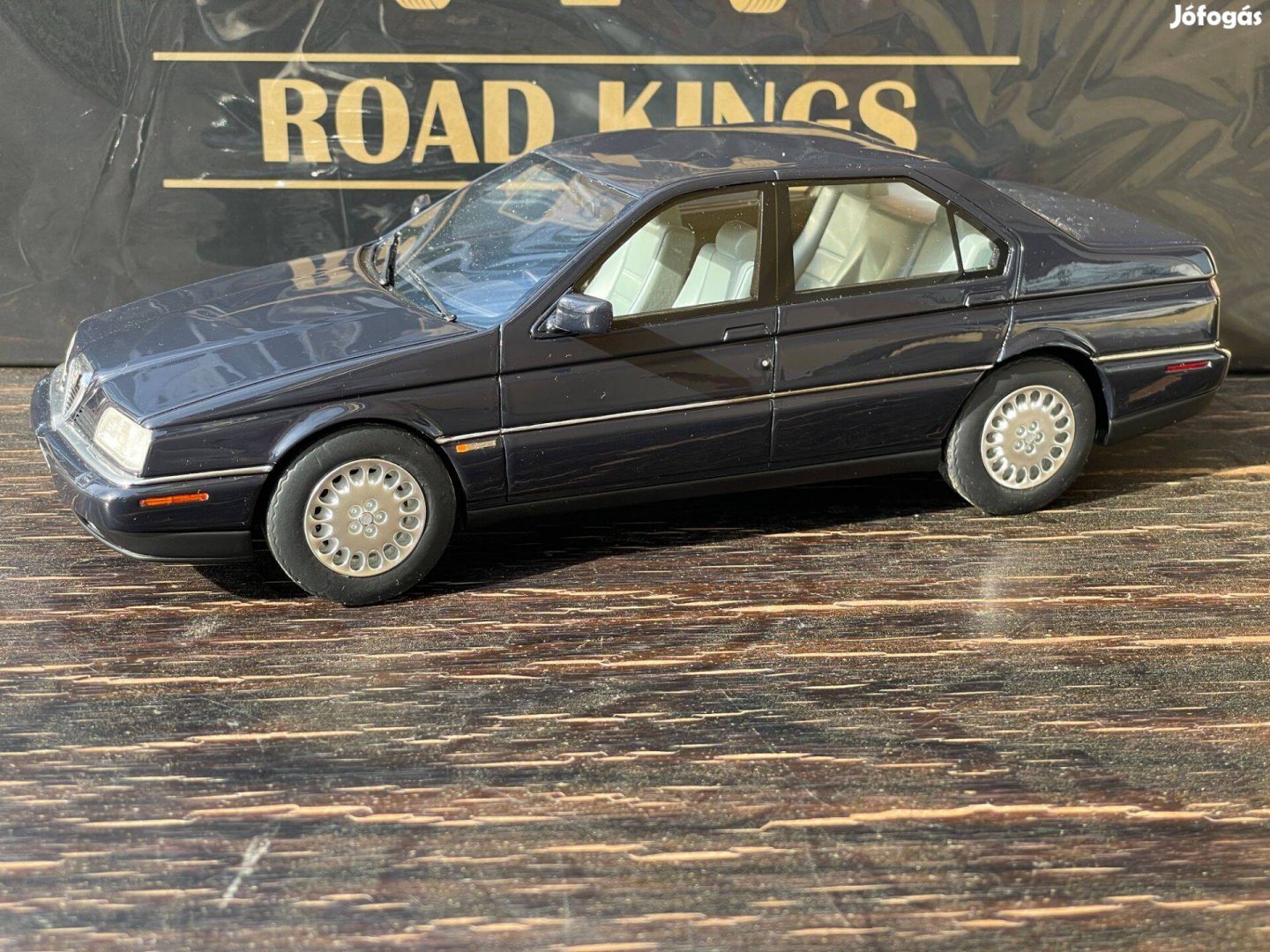 1:18 Alfa Romeo 164 Super 2.0 TS (1994) autómodell