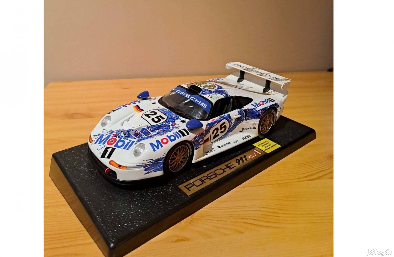 118 Anson Porsche 911 GT1 modell