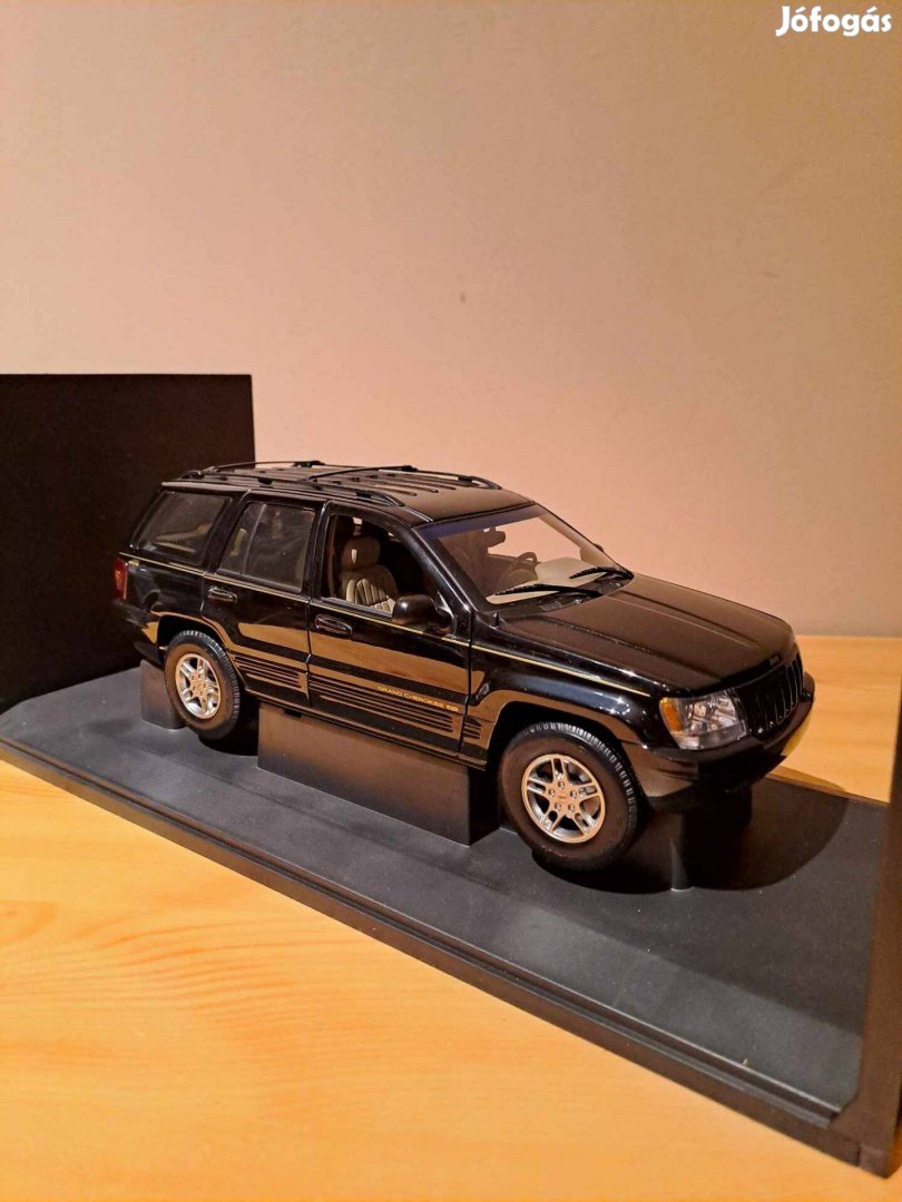 1:18 Autoart Jeep Grand Cherokee modell