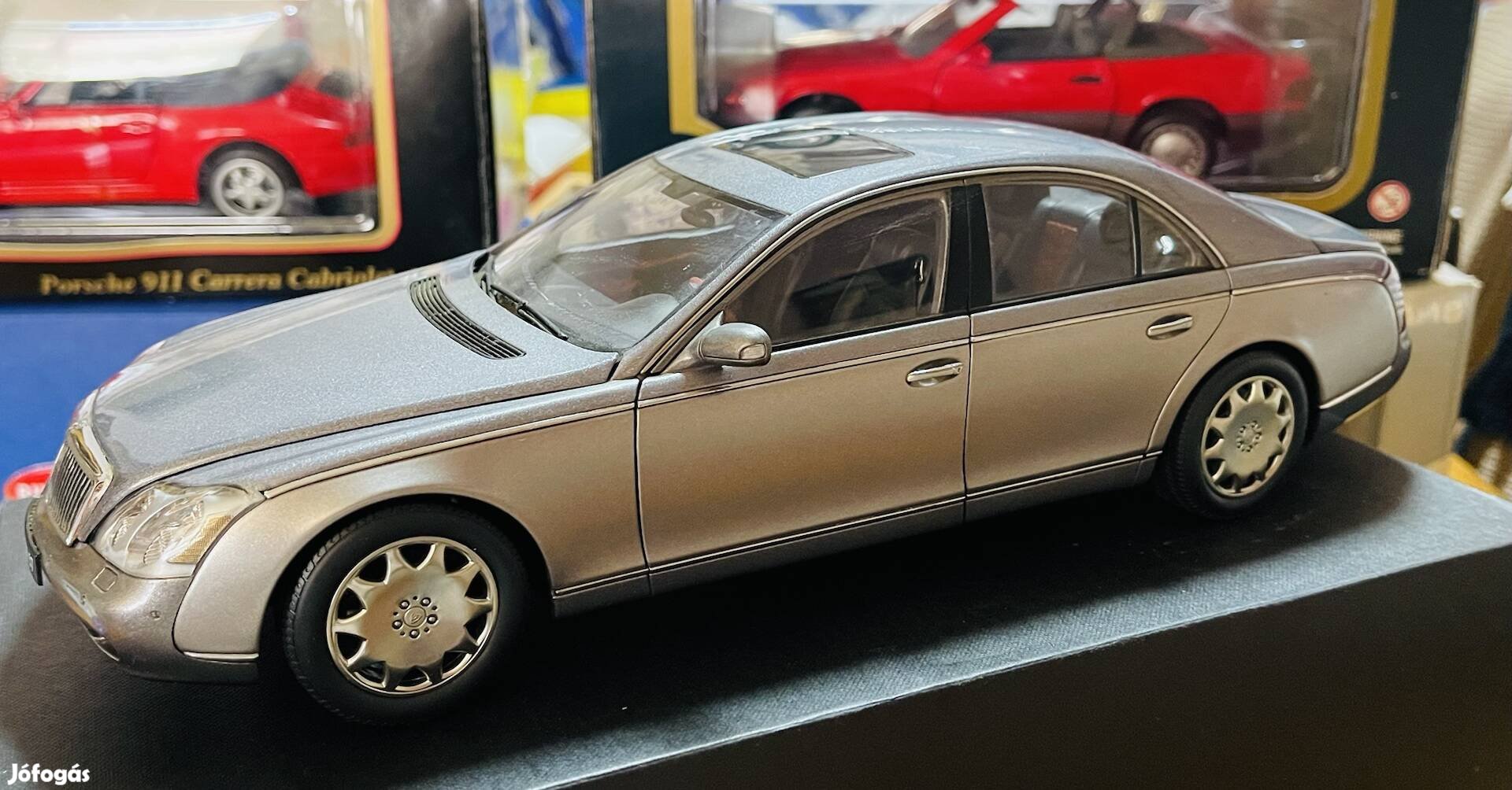 1:18 Autoart Maybach 57