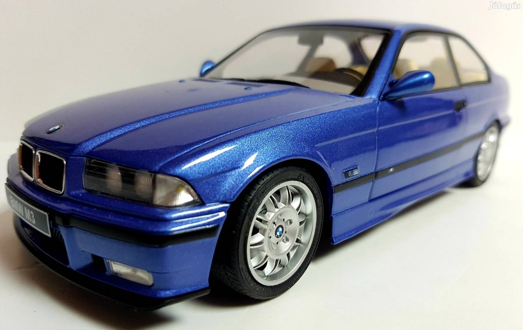 1/18 BMW M3 Solido kiadású autómodell 