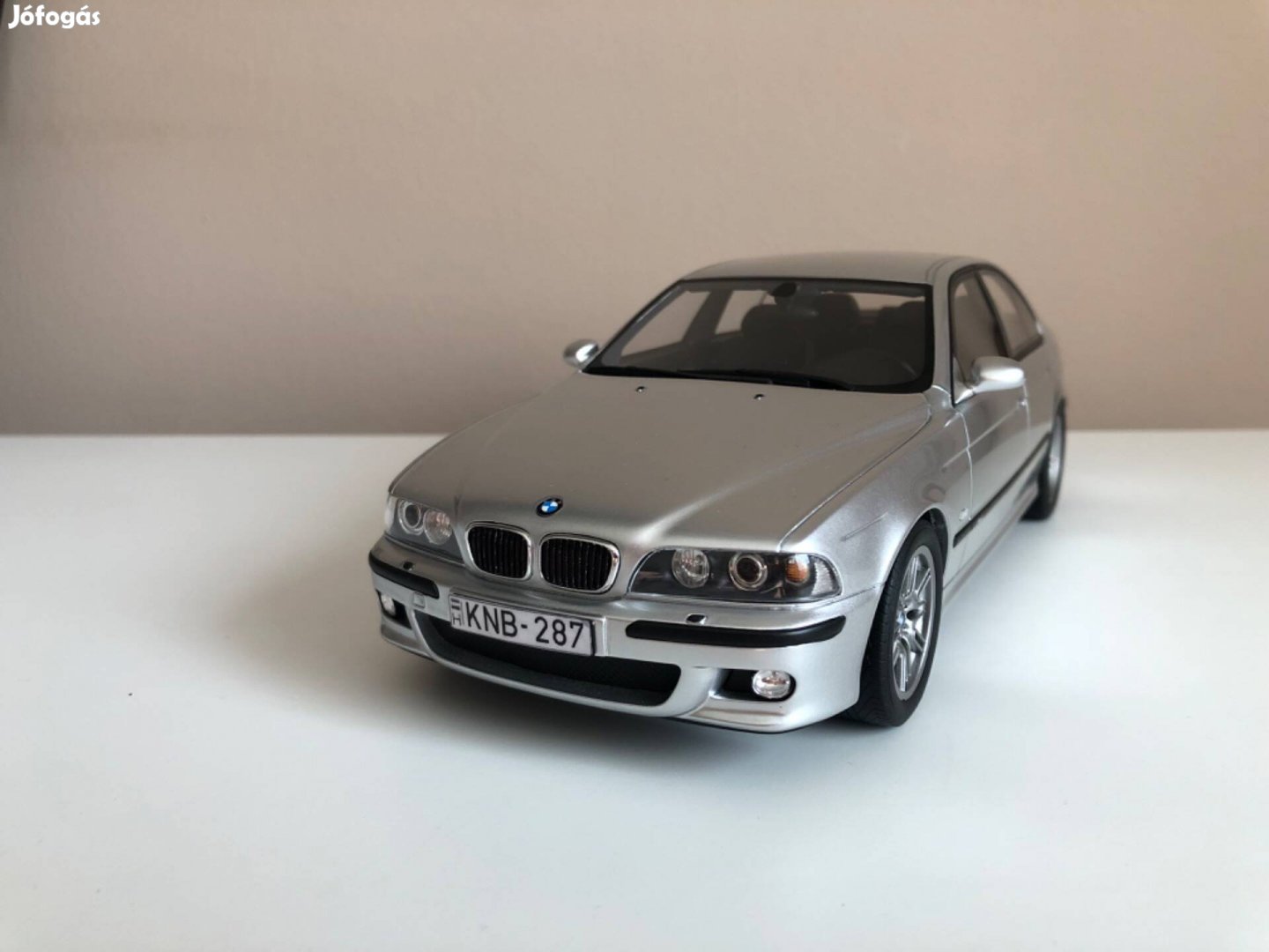 1:18 BMW e39 M5 modellautó