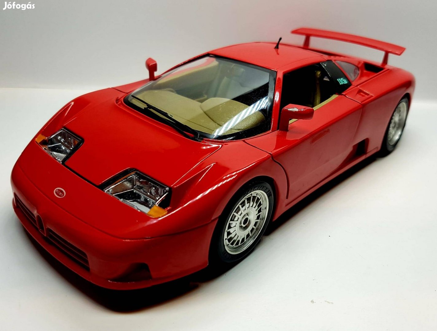 1/18 Bugatti 110 EB (1991) Burago kiadású autómodell 