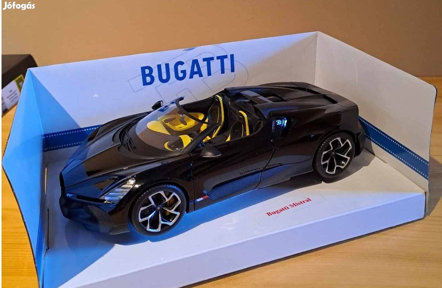 1:18 Burago Bugatti Mistral modell