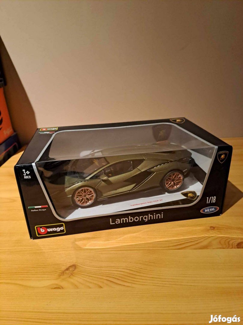 1:18 Burago Lamborghini Sian