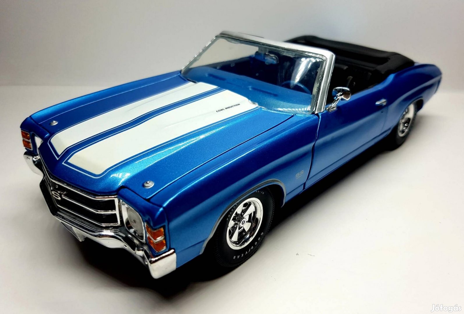 1/18 Chevrolet Chevelle (1971) Maisto kiadású autómodell 