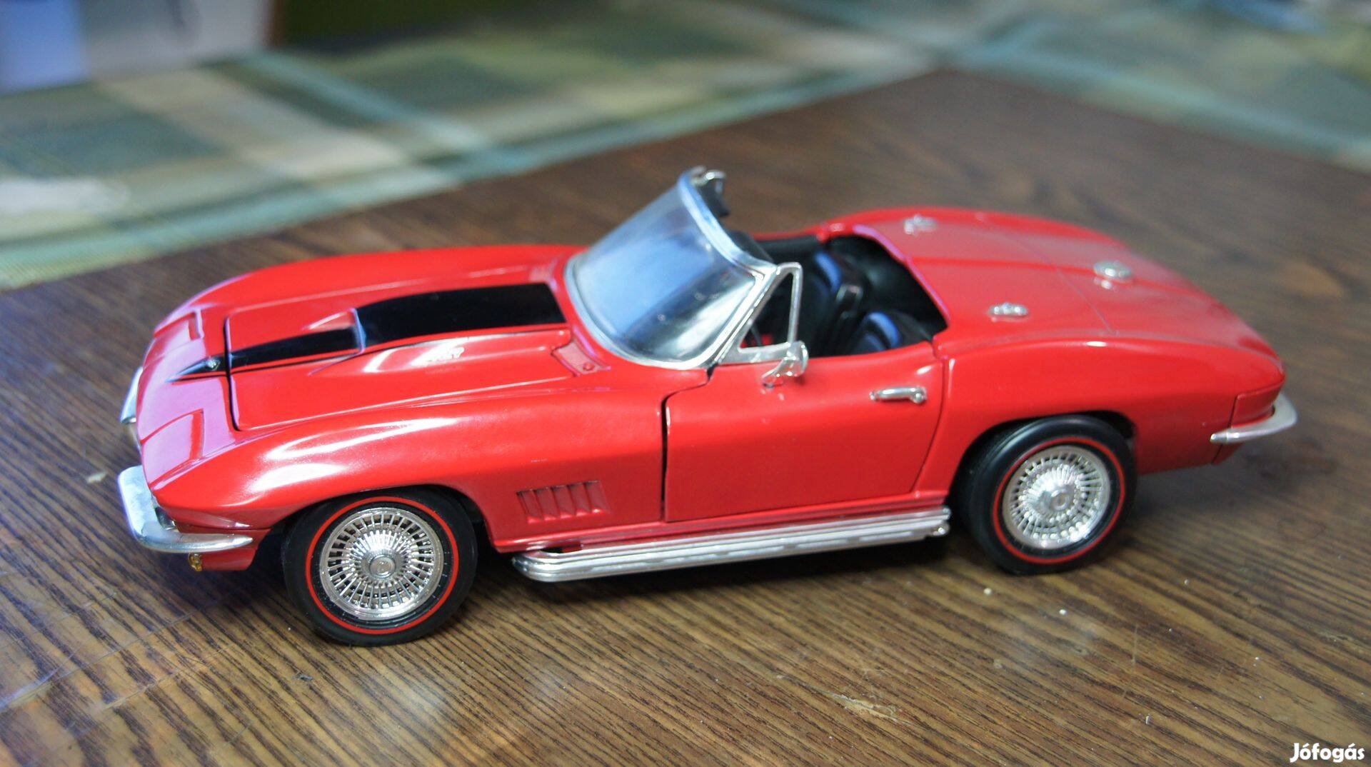 1:18 Chevrolet Corvette 1967-es cabrio Ertl American Muscle