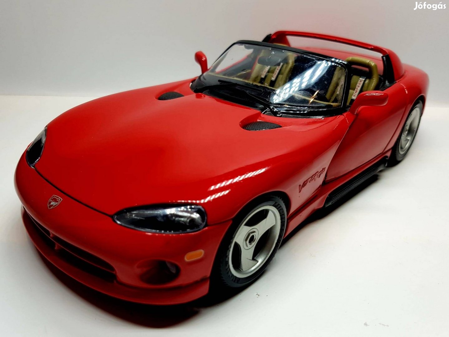 1/18 Dodge Viper RT/10 Burago kiadású autómodell 