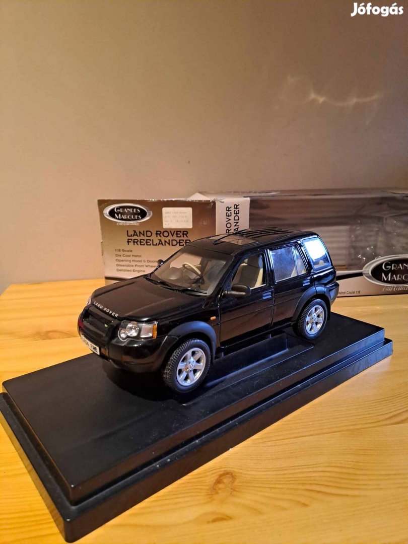 1:18 Ertl Land Rover Freelander modell