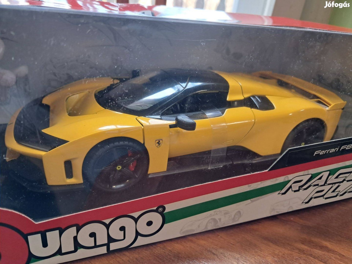 118 Ferrari F80 bontatlan új ritka sárga