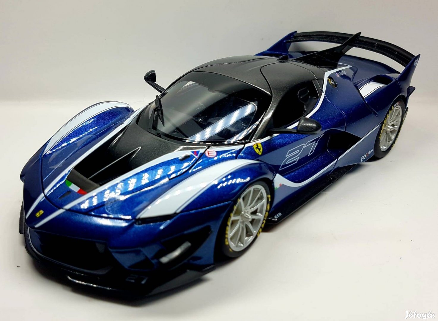 1/18 Ferrari Fxx-K Evo Maisto kiadású autómodell 