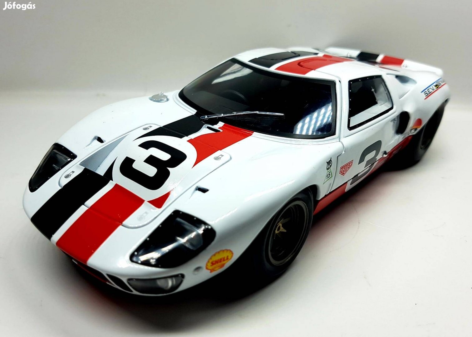 1/18 Ford GT40 Widebody MK1 Solido kiadású autómodell 