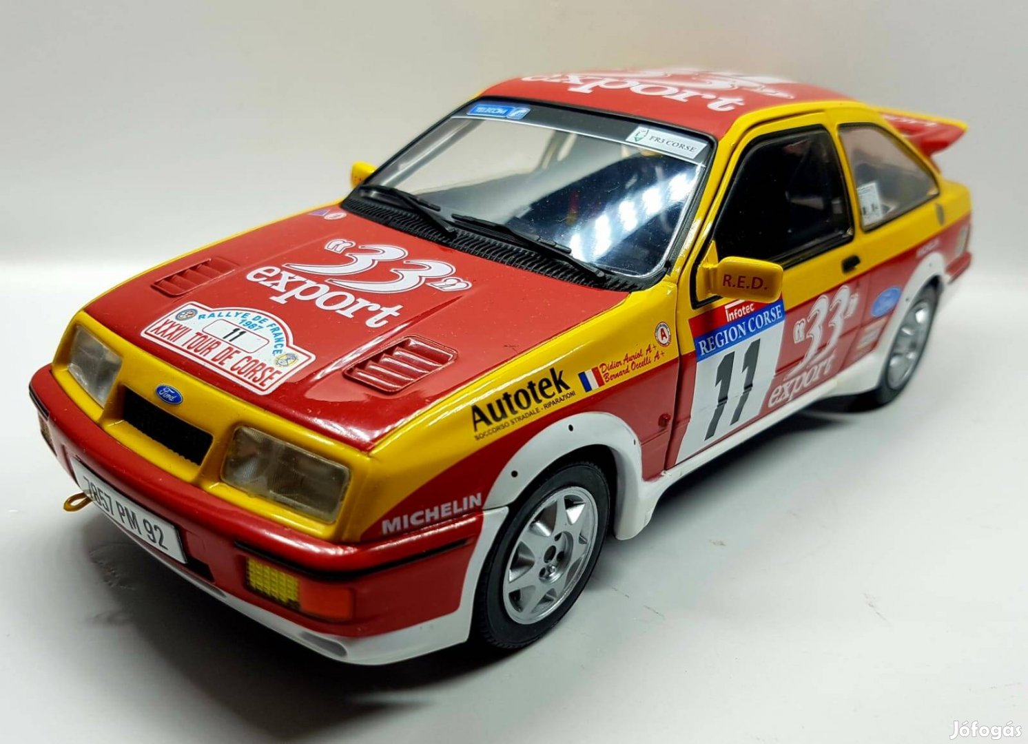 1/18 Ford Sierra RS Solido kiadású autómodell 