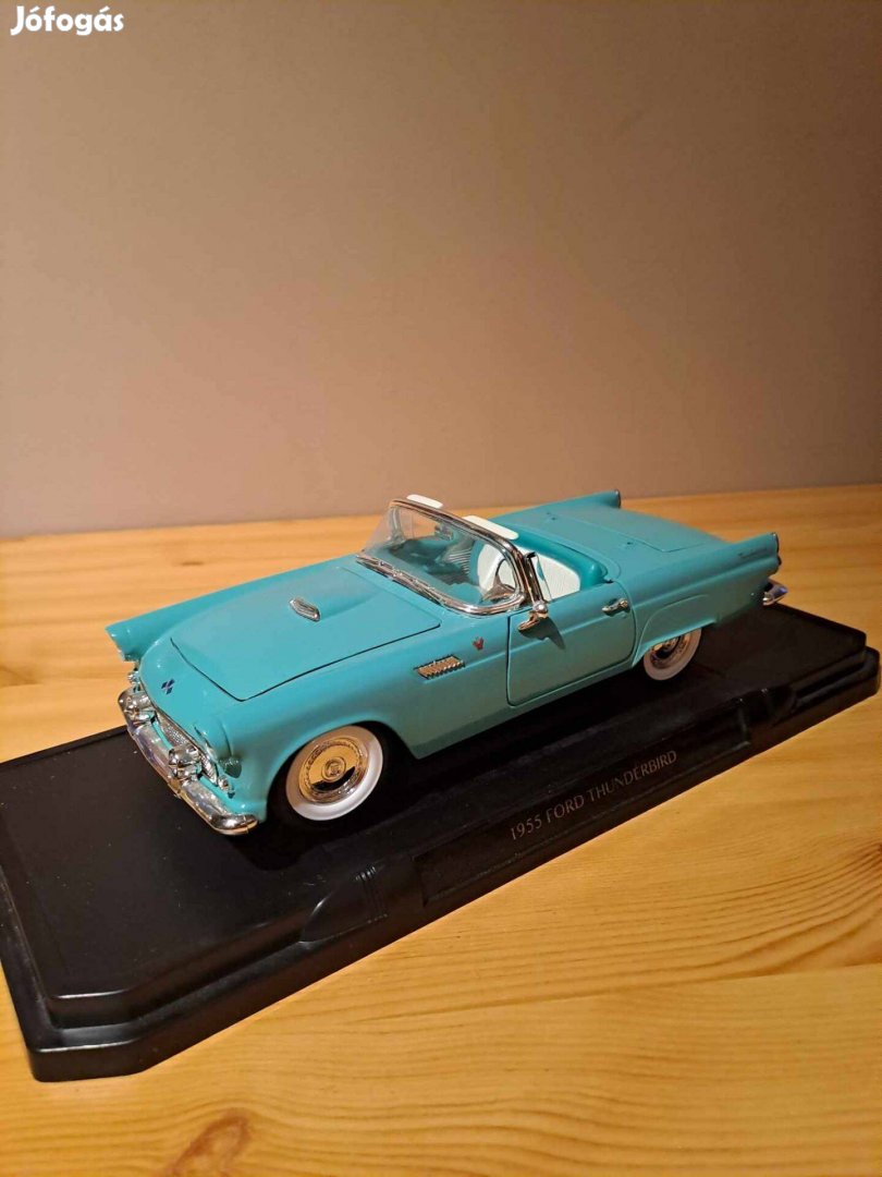 1:18 Ford Thunderbird 1955 modell