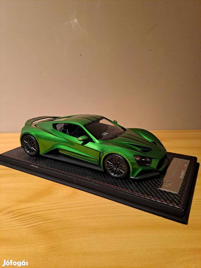 1:18 Frontiart Zenvo ST1 modell