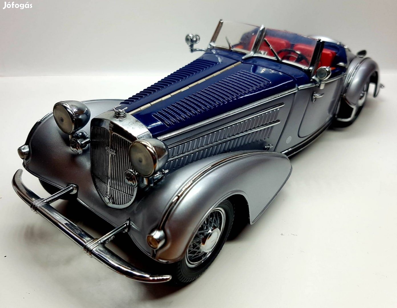 1/18 Horch 855 Sun Star kiadású autómodell 