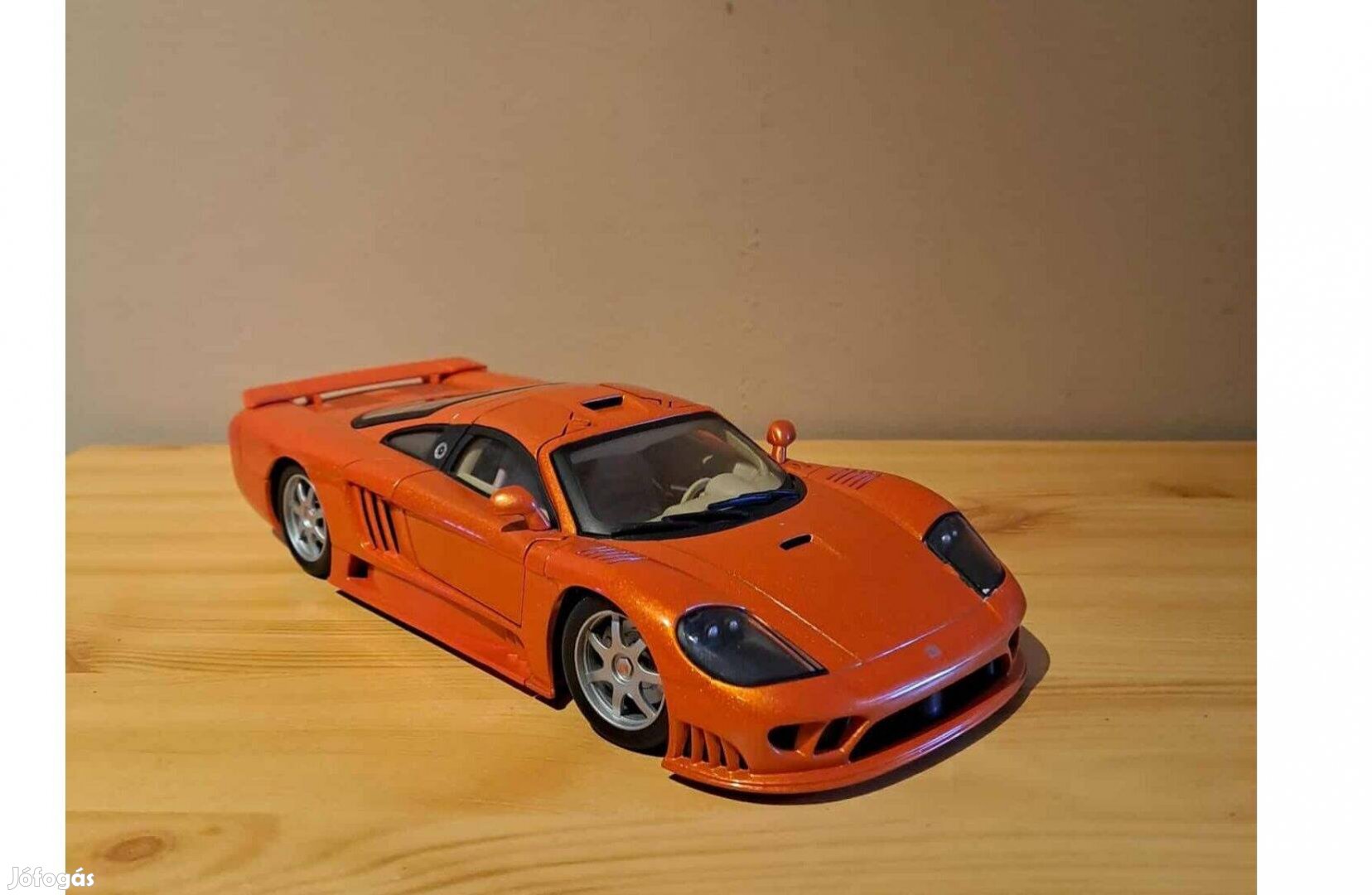 1:18 Hot Wheels Saleen S7 modell