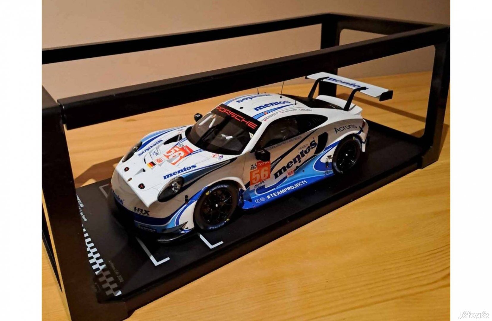 1:18 Ixo Porsche 911 GT3 R modell