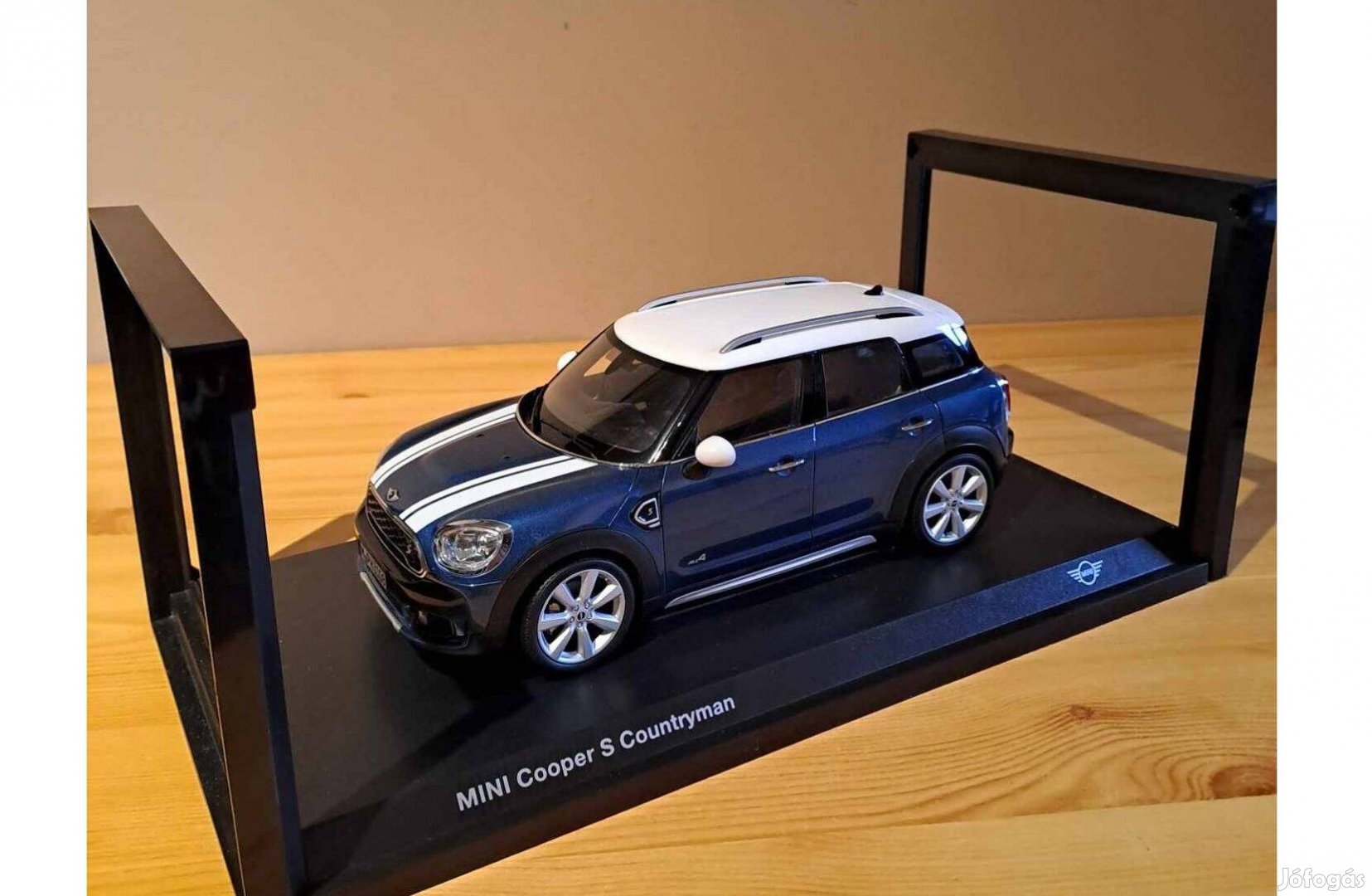 1:18 Kyosho Mini Cooper S Countryman modell